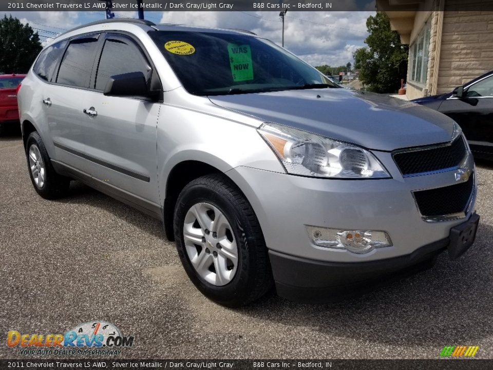 2011 Chevrolet Traverse LS AWD Silver Ice Metallic / Dark Gray/Light Gray Photo #1