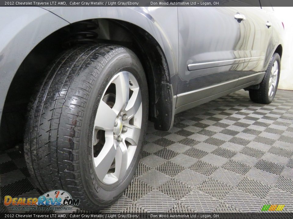 2012 Chevrolet Traverse LTZ AWD Cyber Gray Metallic / Light Gray/Ebony Photo #9