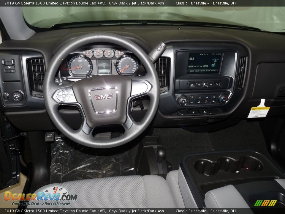 Dashboard of 2019 GMC Sierra 1500 Limited Elevation Double Cab 4WD Photo #8