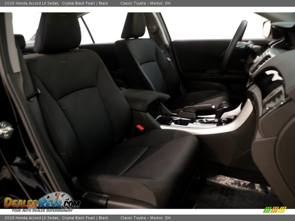 2016 Honda Accord LX Sedan Crystal Black Pearl / Black Photo #14