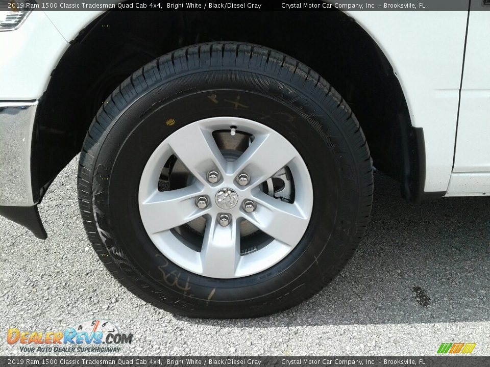2019 Ram 1500 Classic Tradesman Quad Cab 4x4 Bright White / Black/Diesel Gray Photo #20