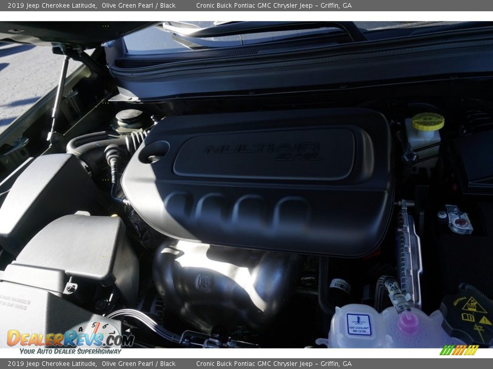 2019 Jeep Cherokee Latitude Olive Green Pearl / Black Photo #8