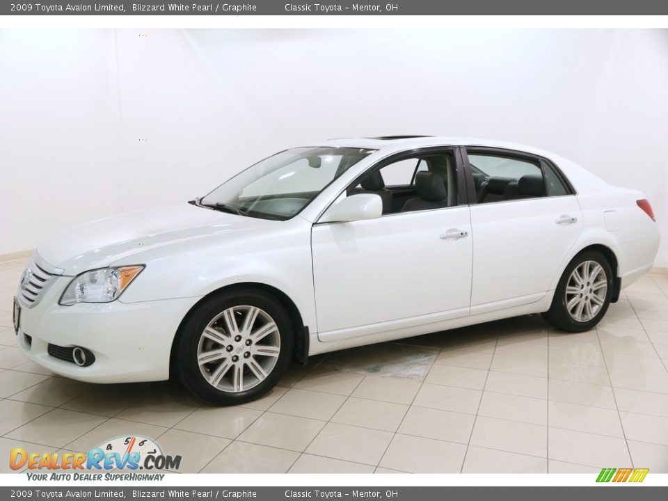 2009 Toyota Avalon Limited Blizzard White Pearl / Graphite Photo #3