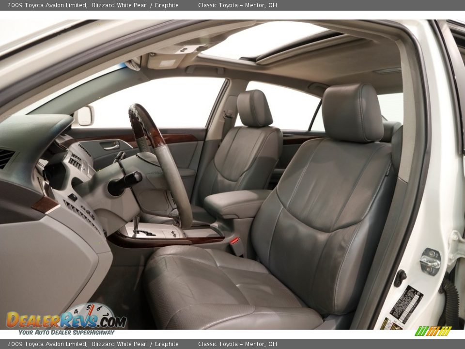 2009 Toyota Avalon Limited Blizzard White Pearl / Graphite Photo #6