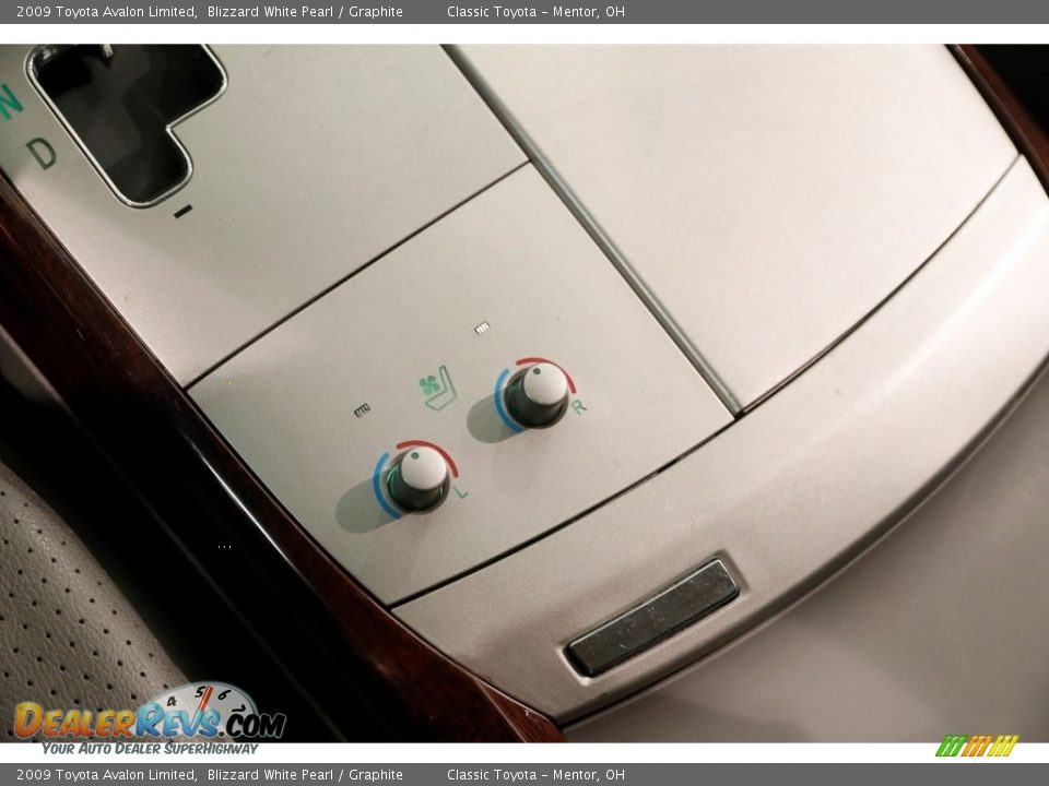 2009 Toyota Avalon Limited Blizzard White Pearl / Graphite Photo #14