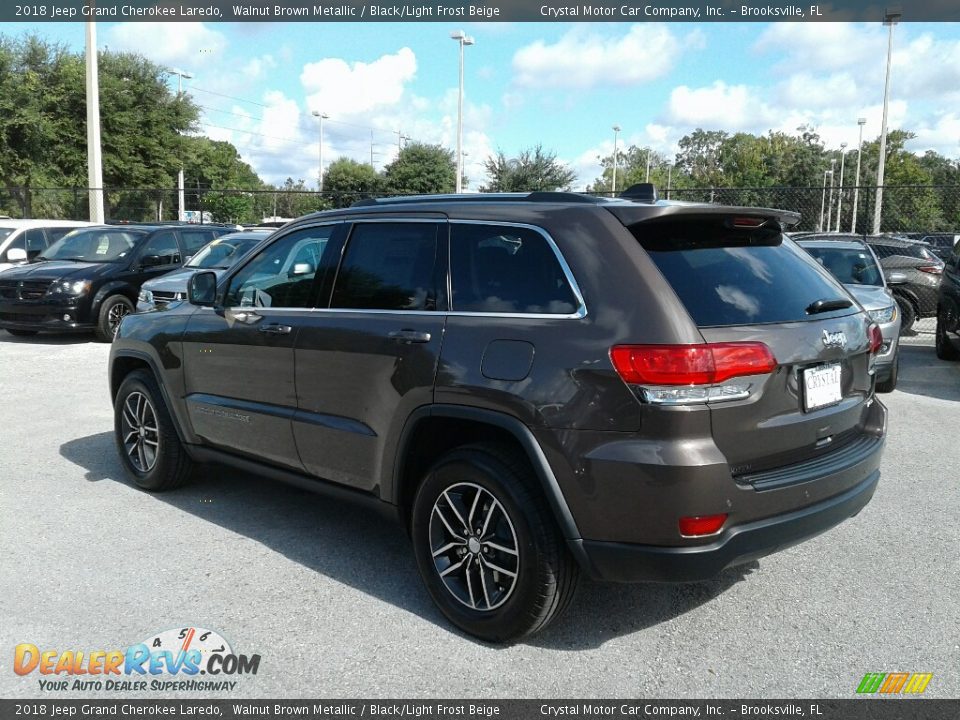 2018 Jeep Grand Cherokee Laredo Walnut Brown Metallic / Black/Light Frost Beige Photo #3