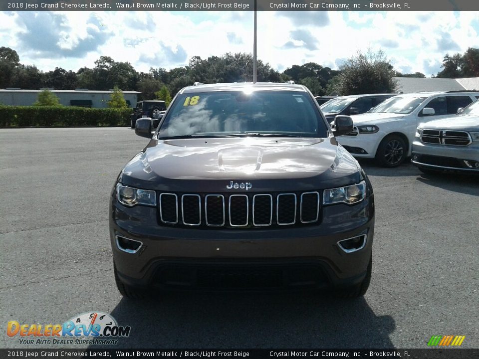 2018 Jeep Grand Cherokee Laredo Walnut Brown Metallic / Black/Light Frost Beige Photo #8
