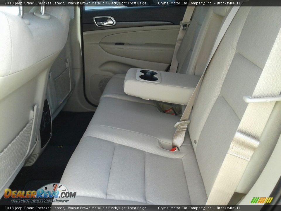 2018 Jeep Grand Cherokee Laredo Walnut Brown Metallic / Black/Light Frost Beige Photo #10