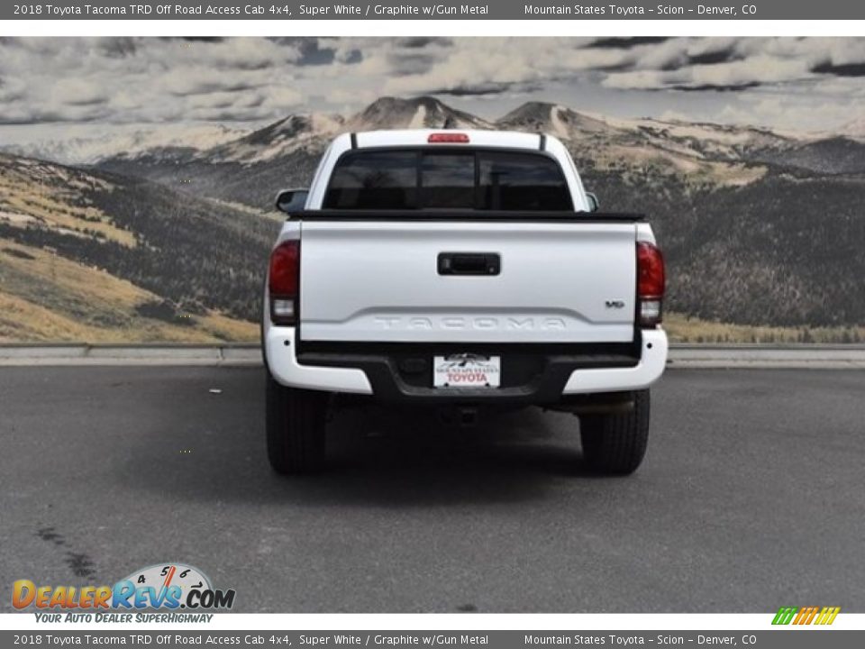 2018 Toyota Tacoma TRD Off Road Access Cab 4x4 Super White / Graphite w/Gun Metal Photo #4