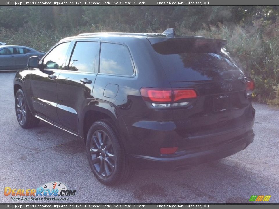 2019 Jeep Grand Cherokee High Altitude 4x4 Diamond Black Crystal Pearl / Black Photo #4