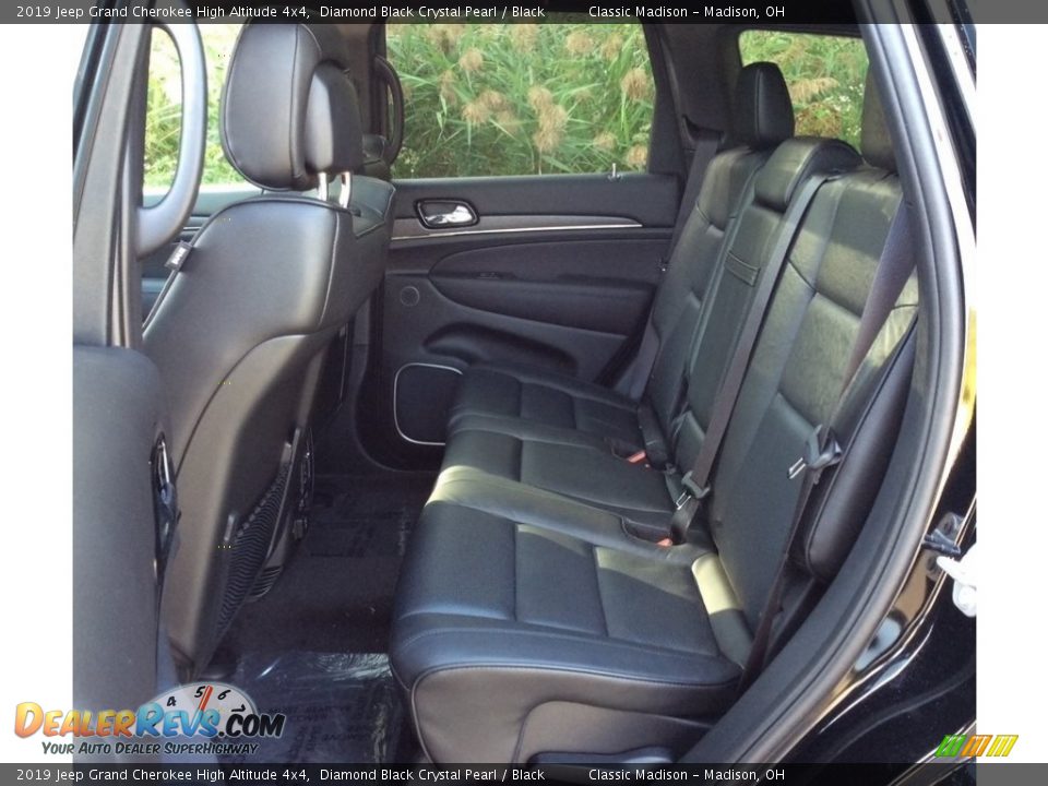 2019 Jeep Grand Cherokee High Altitude 4x4 Diamond Black Crystal Pearl / Black Photo #17