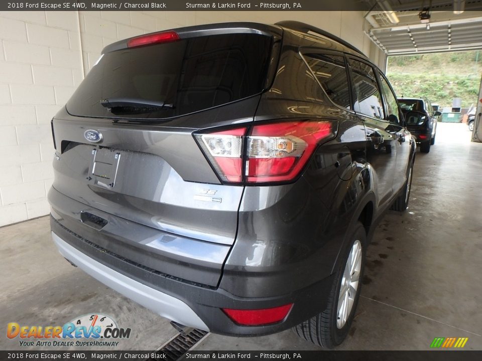 2018 Ford Escape SE 4WD Magnetic / Charcoal Black Photo #2