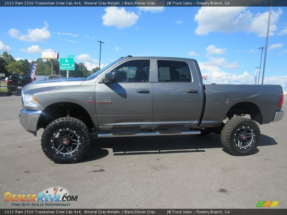 2013 Ram 2500 Tradesman Crew Cab 4x4 Mineral Gray Metallic / Black/Diesel Gray Photo #2