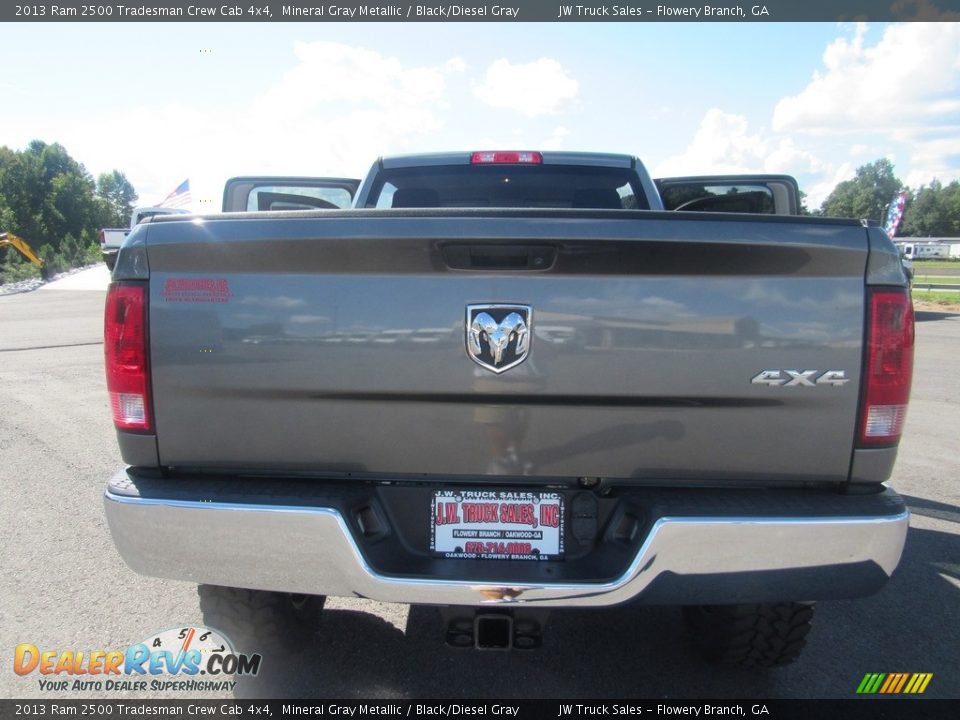 2013 Ram 2500 Tradesman Crew Cab 4x4 Mineral Gray Metallic / Black/Diesel Gray Photo #33