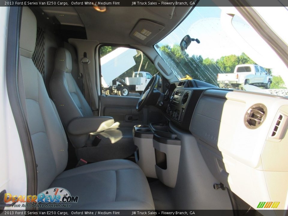 2013 Ford E Series Van E250 Cargo Oxford White / Medium Flint Photo #20
