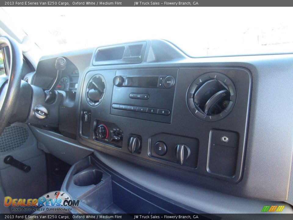 2013 Ford E Series Van E250 Cargo Oxford White / Medium Flint Photo #22