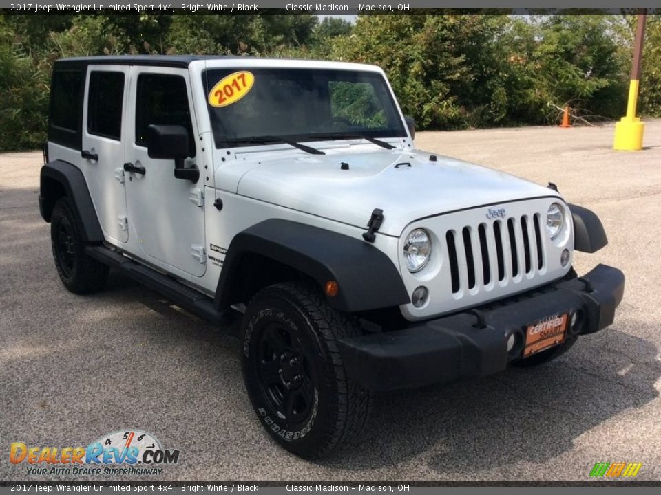 2017 Jeep Wrangler Unlimited Sport 4x4 Bright White / Black Photo #8