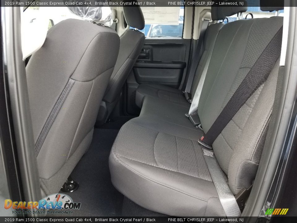 2019 Ram 1500 Classic Express Quad Cab 4x4 Brilliant Black Crystal Pearl / Black Photo #6