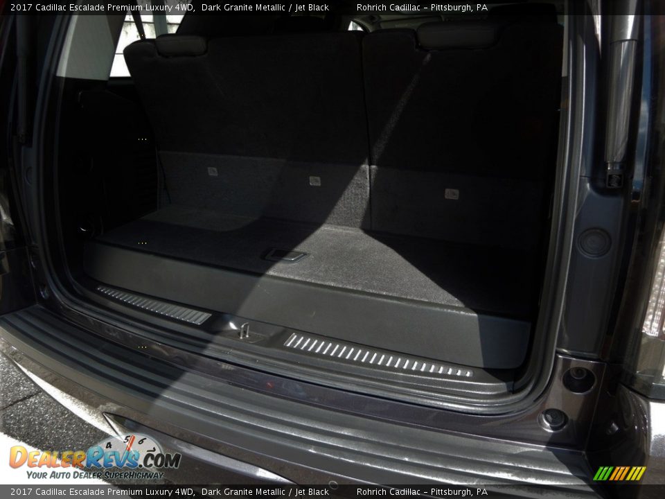 2017 Cadillac Escalade Premium Luxury 4WD Dark Granite Metallic / Jet Black Photo #22