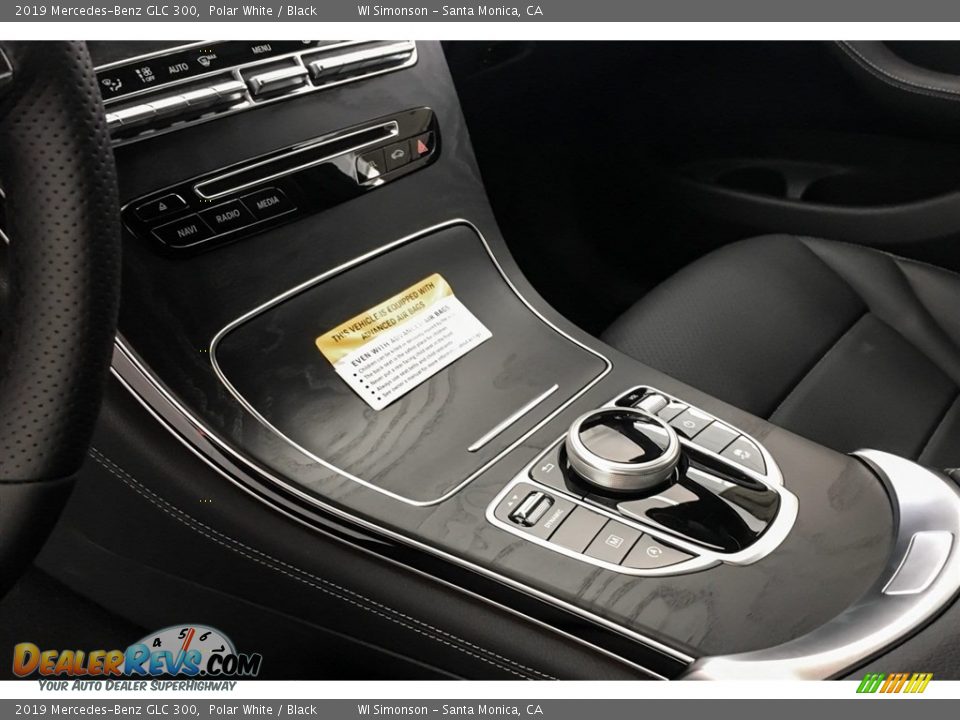 2019 Mercedes-Benz GLC 300 Polar White / Black Photo #7