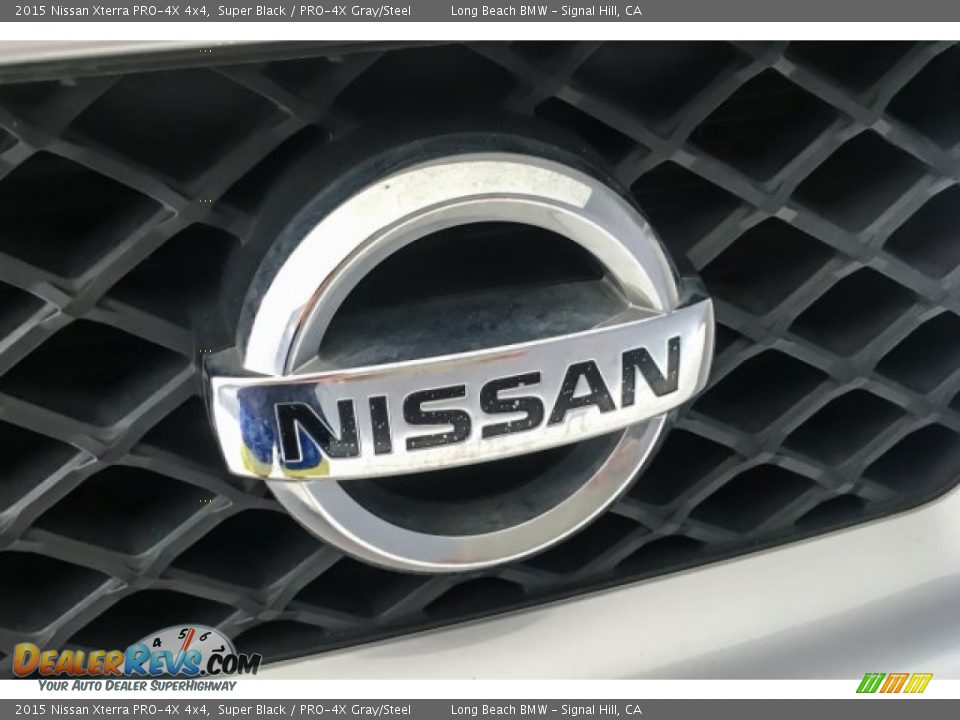 2015 Nissan Xterra PRO-4X 4x4 Super Black / PRO-4X Gray/Steel Photo #31