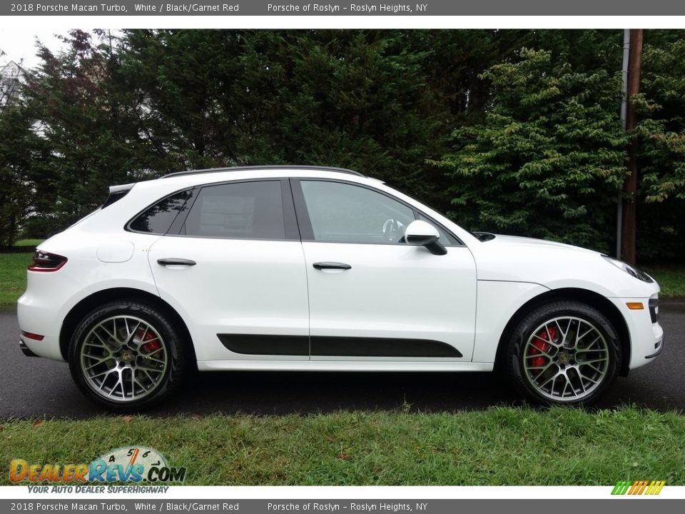 2018 Porsche Macan Turbo White / Black/Garnet Red Photo #3