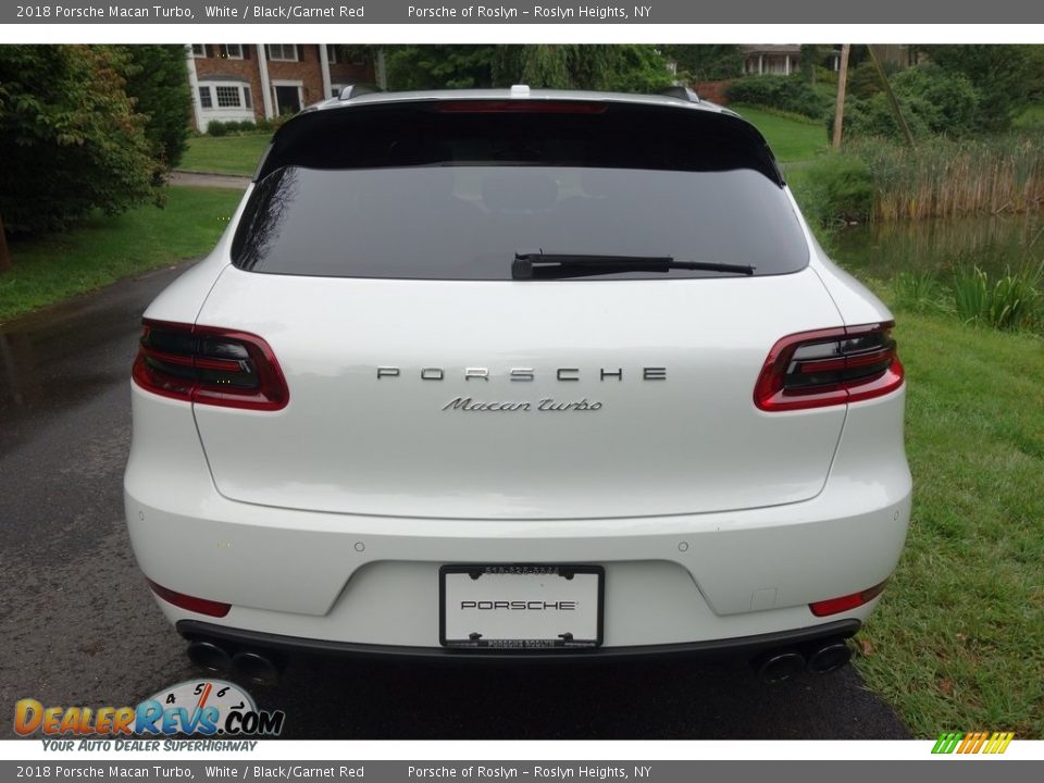 2018 Porsche Macan Turbo White / Black/Garnet Red Photo #5
