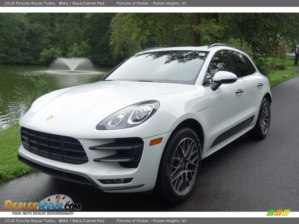 White 2018 Porsche Macan Turbo Photo #8