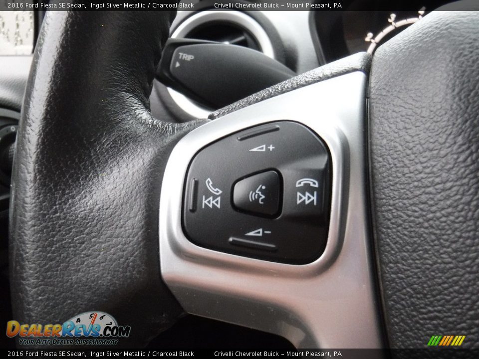 2016 Ford Fiesta SE Sedan Ingot Silver Metallic / Charcoal Black Photo #18