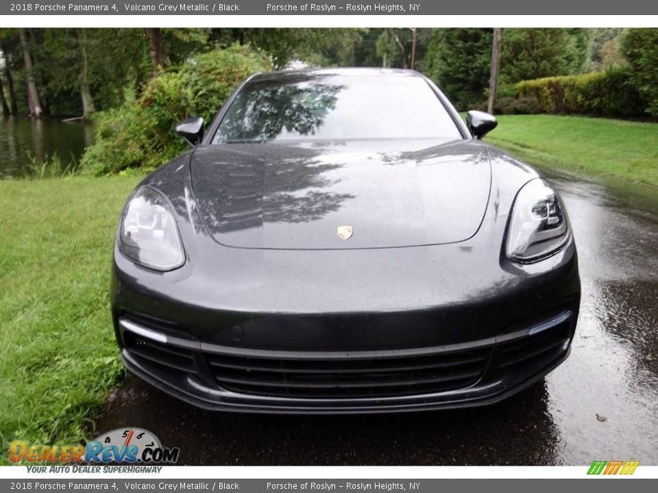 2018 Porsche Panamera 4 Volcano Grey Metallic / Black Photo #2