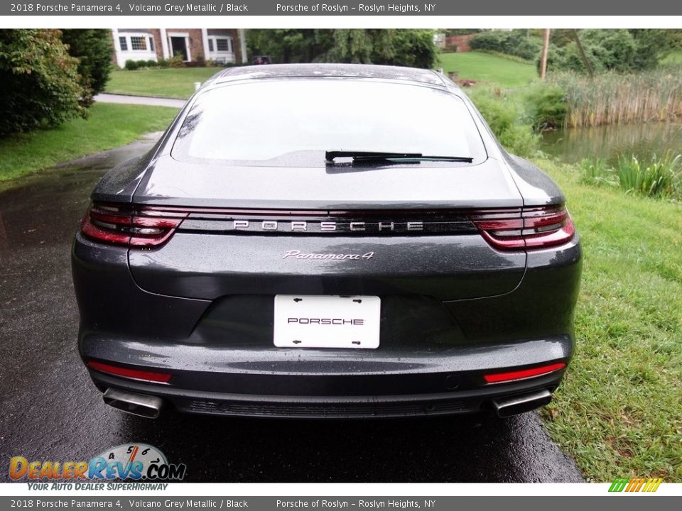 2018 Porsche Panamera 4 Volcano Grey Metallic / Black Photo #5