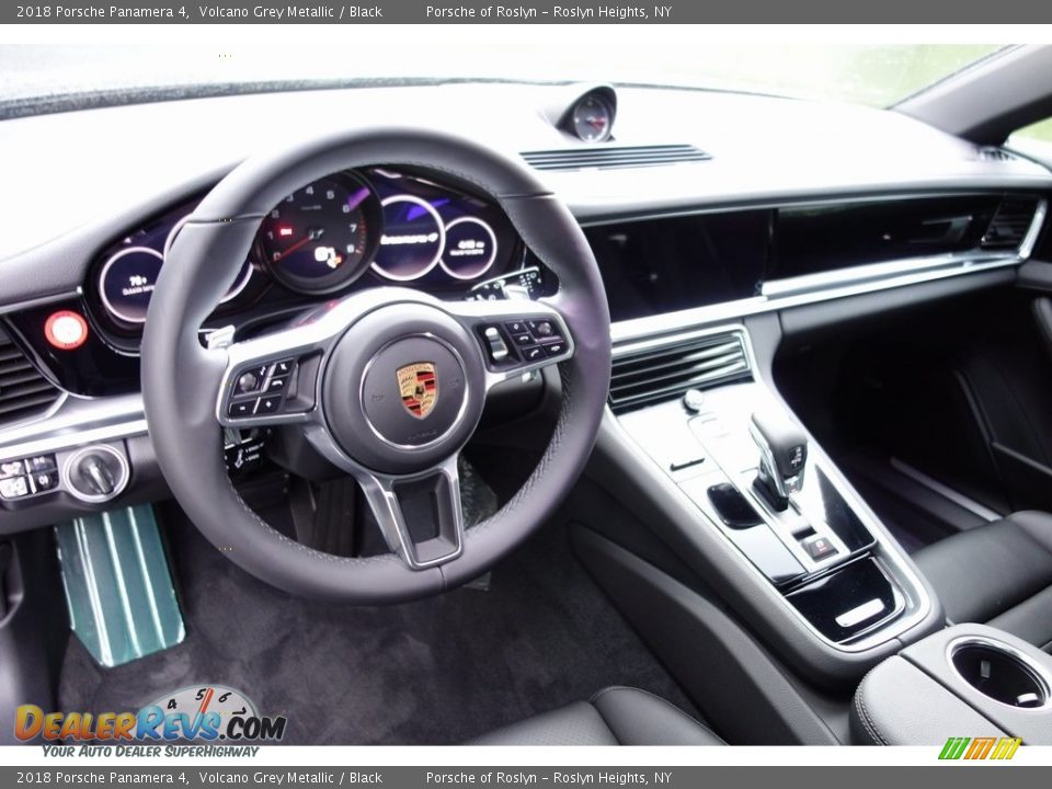 2018 Porsche Panamera 4 Volcano Grey Metallic / Black Photo #10
