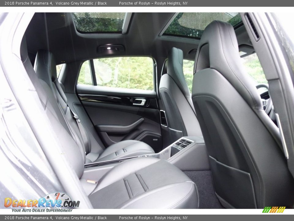 2018 Porsche Panamera 4 Volcano Grey Metallic / Black Photo #19