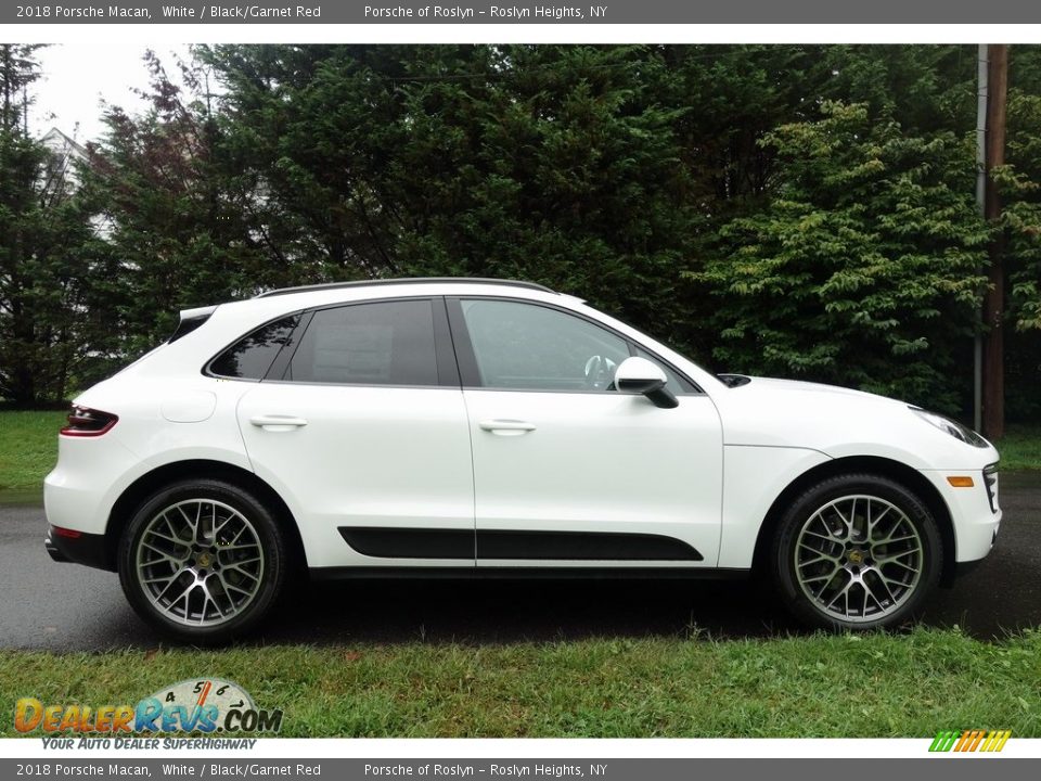 2018 Porsche Macan White / Black/Garnet Red Photo #3