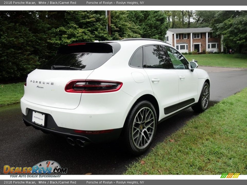 2018 Porsche Macan White / Black/Garnet Red Photo #4