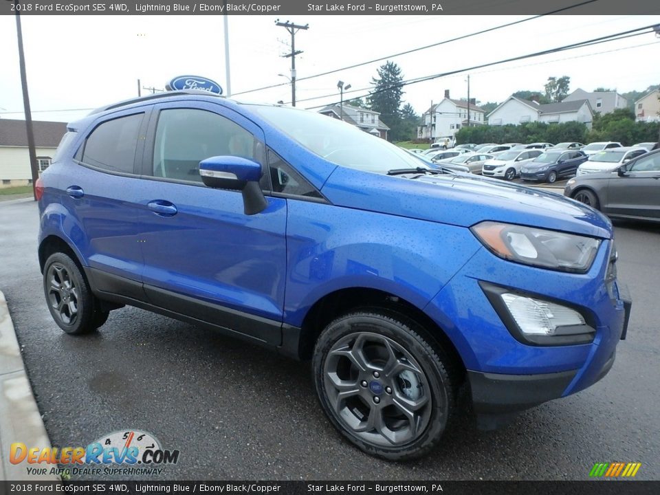 Front 3/4 View of 2018 Ford EcoSport SES 4WD Photo #3