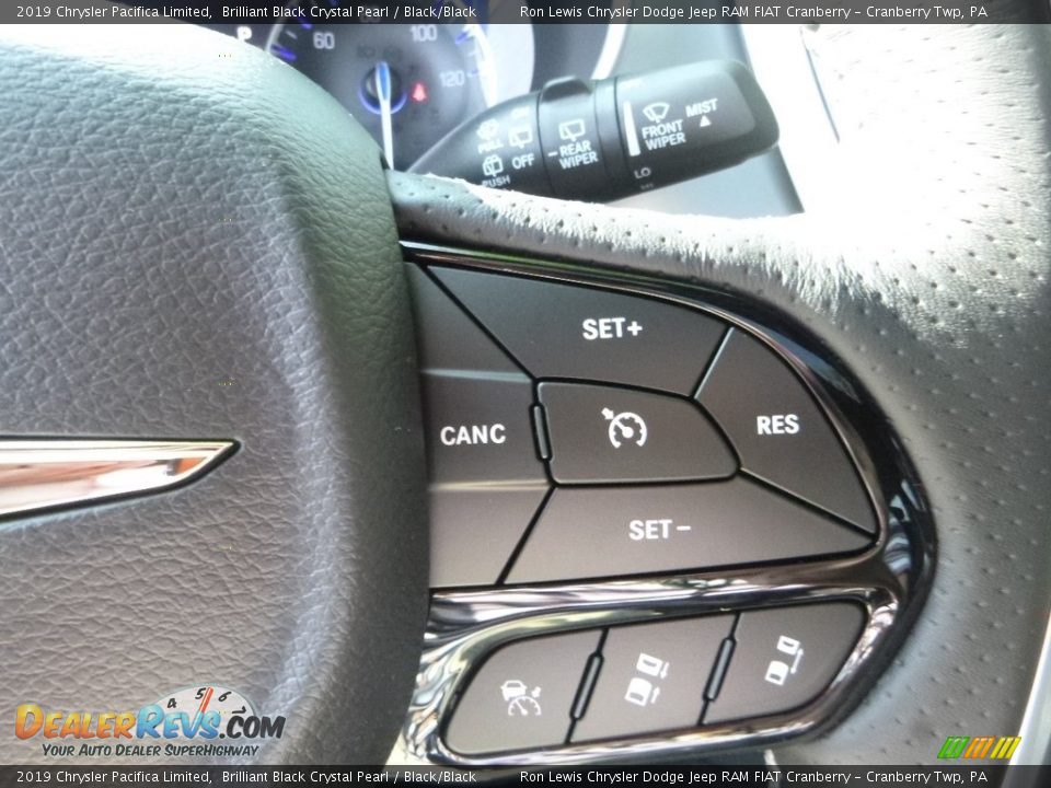 2019 Chrysler Pacifica Limited Steering Wheel Photo #19