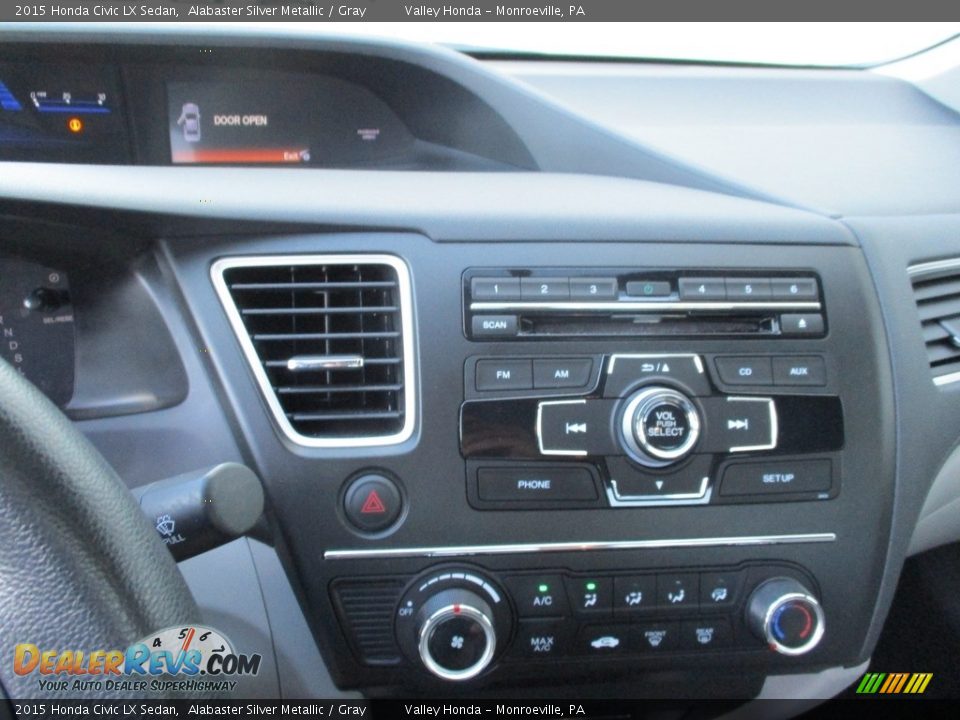 2015 Honda Civic LX Sedan Alabaster Silver Metallic / Gray Photo #14