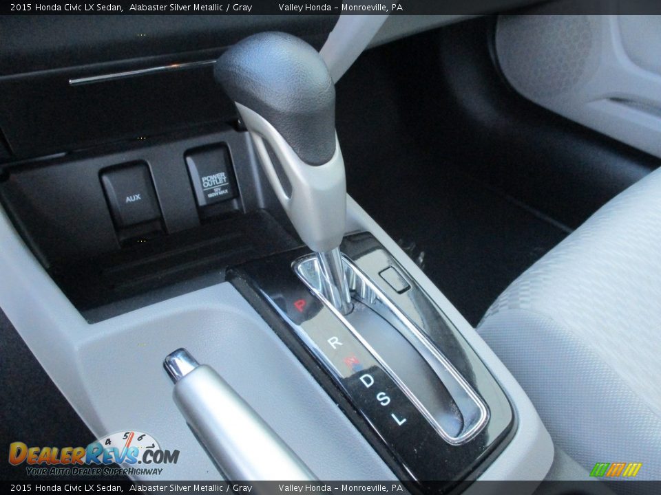 2015 Honda Civic LX Sedan Alabaster Silver Metallic / Gray Photo #15