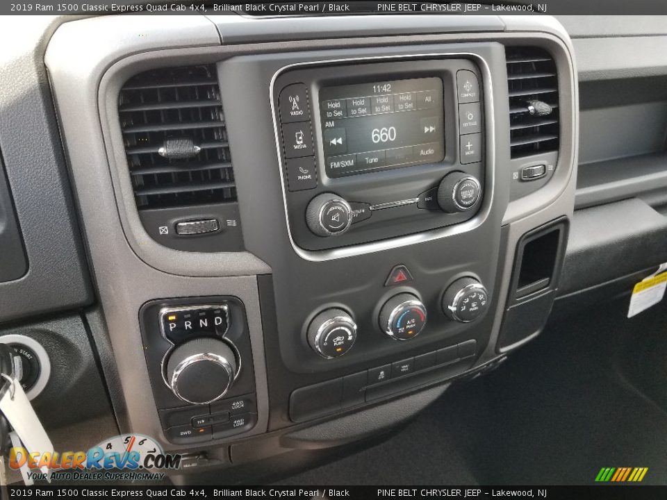 2019 Ram 1500 Classic Express Quad Cab 4x4 Brilliant Black Crystal Pearl / Black Photo #10