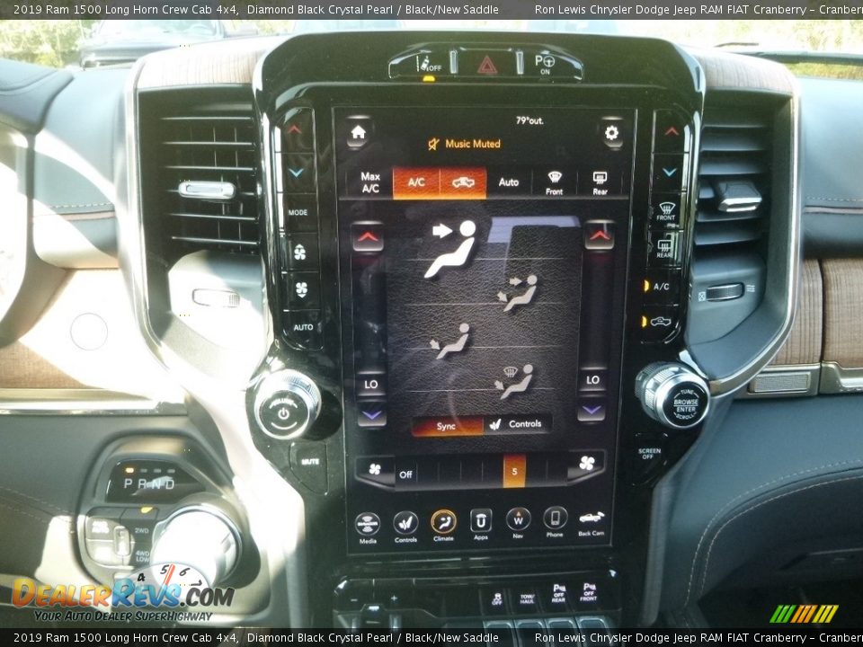 2019 Ram 1500 Long Horn Crew Cab 4x4 Diamond Black Crystal Pearl / Black/New Saddle Photo #18