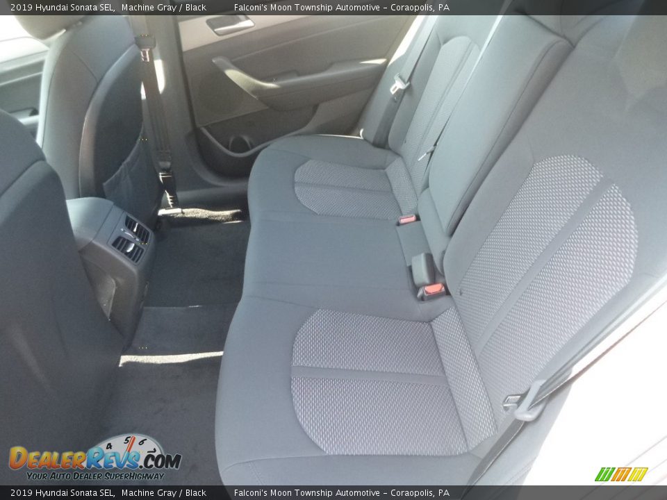Rear Seat of 2019 Hyundai Sonata SEL Photo #8