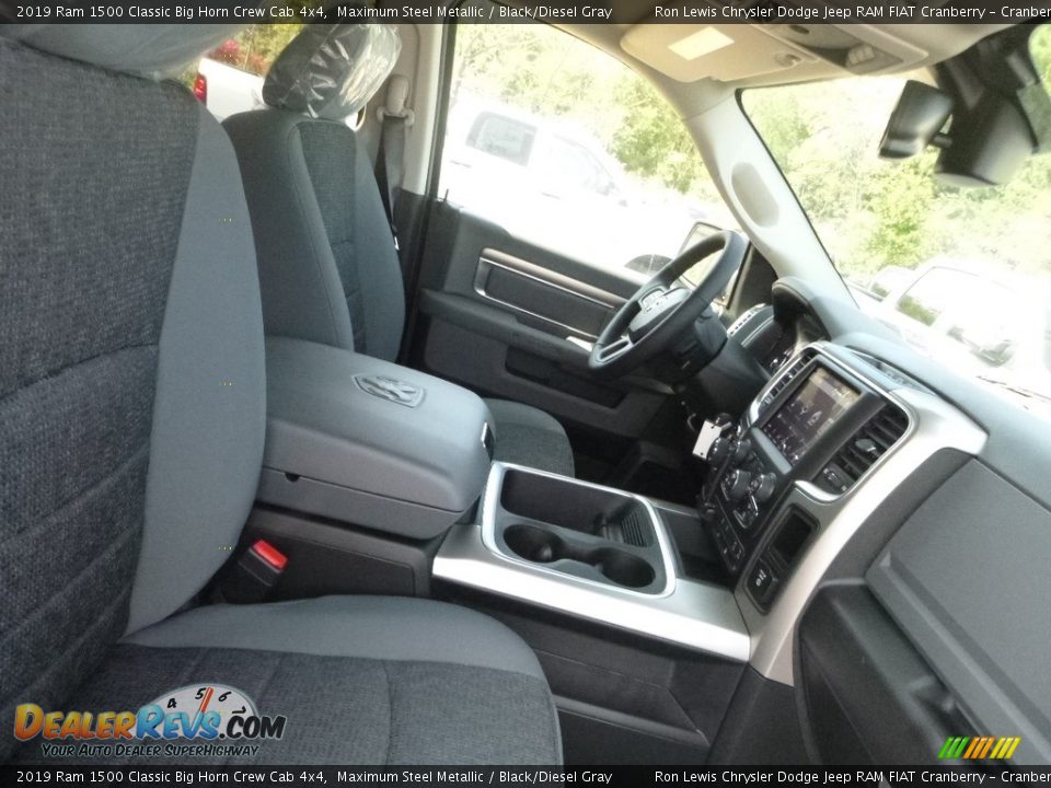 2019 Ram 1500 Classic Big Horn Crew Cab 4x4 Maximum Steel Metallic / Black/Diesel Gray Photo #8
