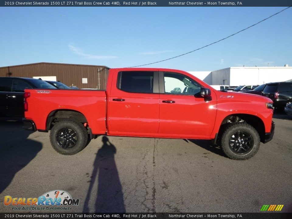 2019 Chevrolet Silverado 1500 LT Z71 Trail Boss Crew Cab 4WD Red Hot / Jet Black Photo #4