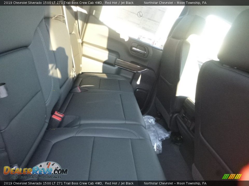 2019 Chevrolet Silverado 1500 LT Z71 Trail Boss Crew Cab 4WD Red Hot / Jet Black Photo #8