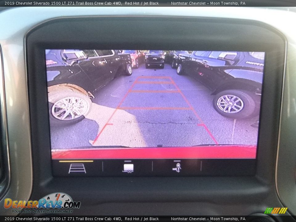 2019 Chevrolet Silverado 1500 LT Z71 Trail Boss Crew Cab 4WD Red Hot / Jet Black Photo #16