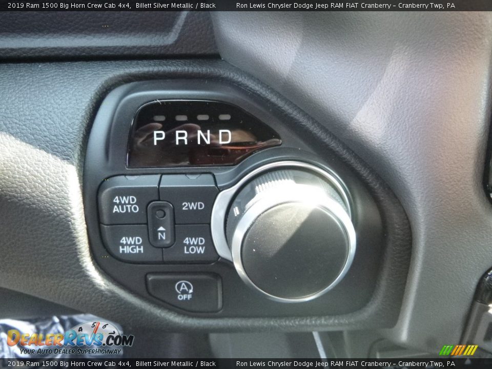 2019 Ram 1500 Big Horn Crew Cab 4x4 Billett Silver Metallic / Black Photo #19