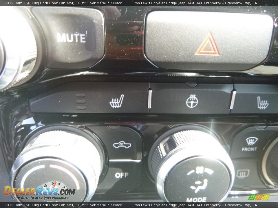 2019 Ram 1500 Big Horn Crew Cab 4x4 Billett Silver Metallic / Black Photo #20
