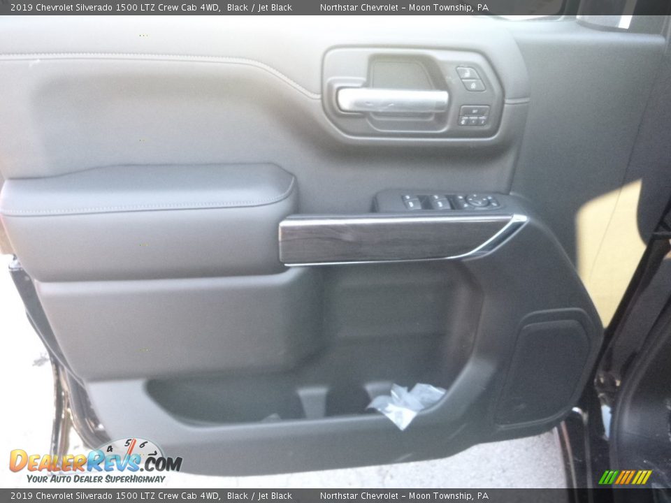 2019 Chevrolet Silverado 1500 LTZ Crew Cab 4WD Black / Jet Black Photo #15