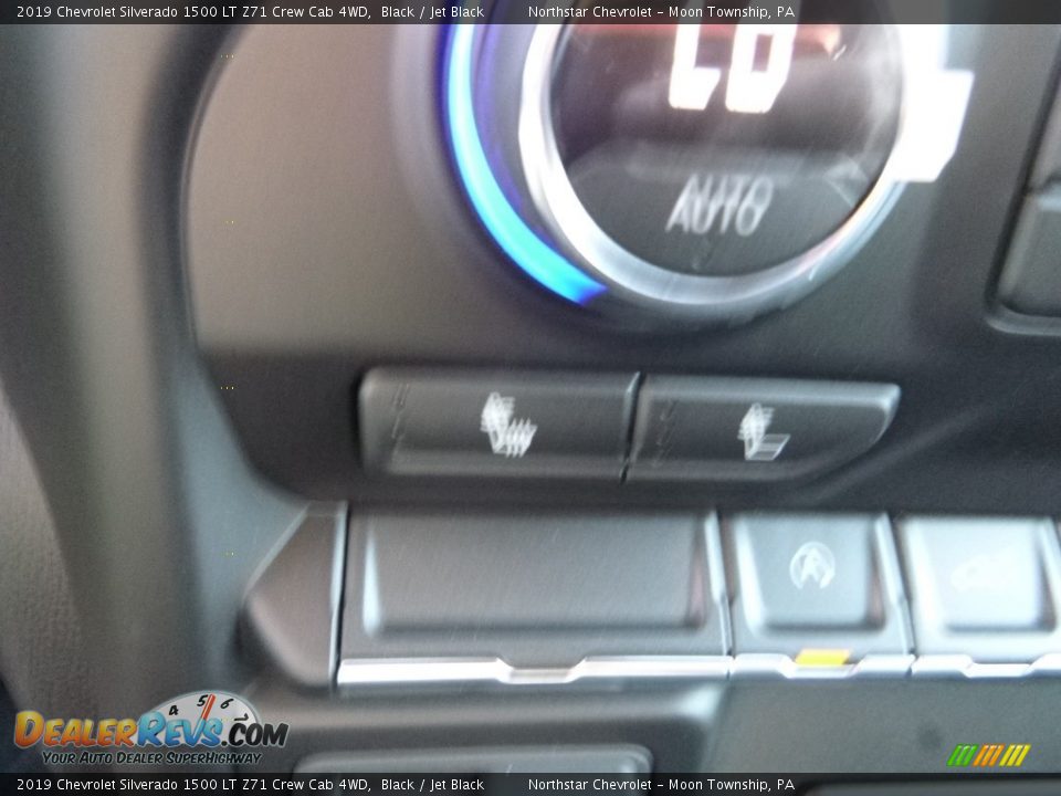 2019 Chevrolet Silverado 1500 LT Z71 Crew Cab 4WD Black / Jet Black Photo #19